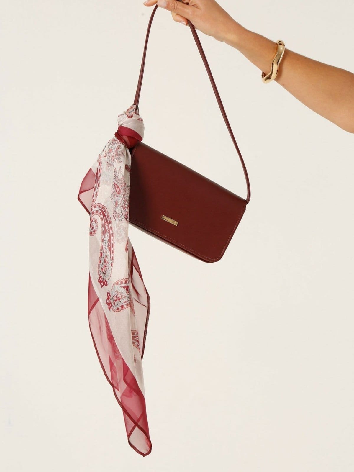 Vista 2 Lenço Principessa Barrado Paisley e Kora Principessa bege/vinho