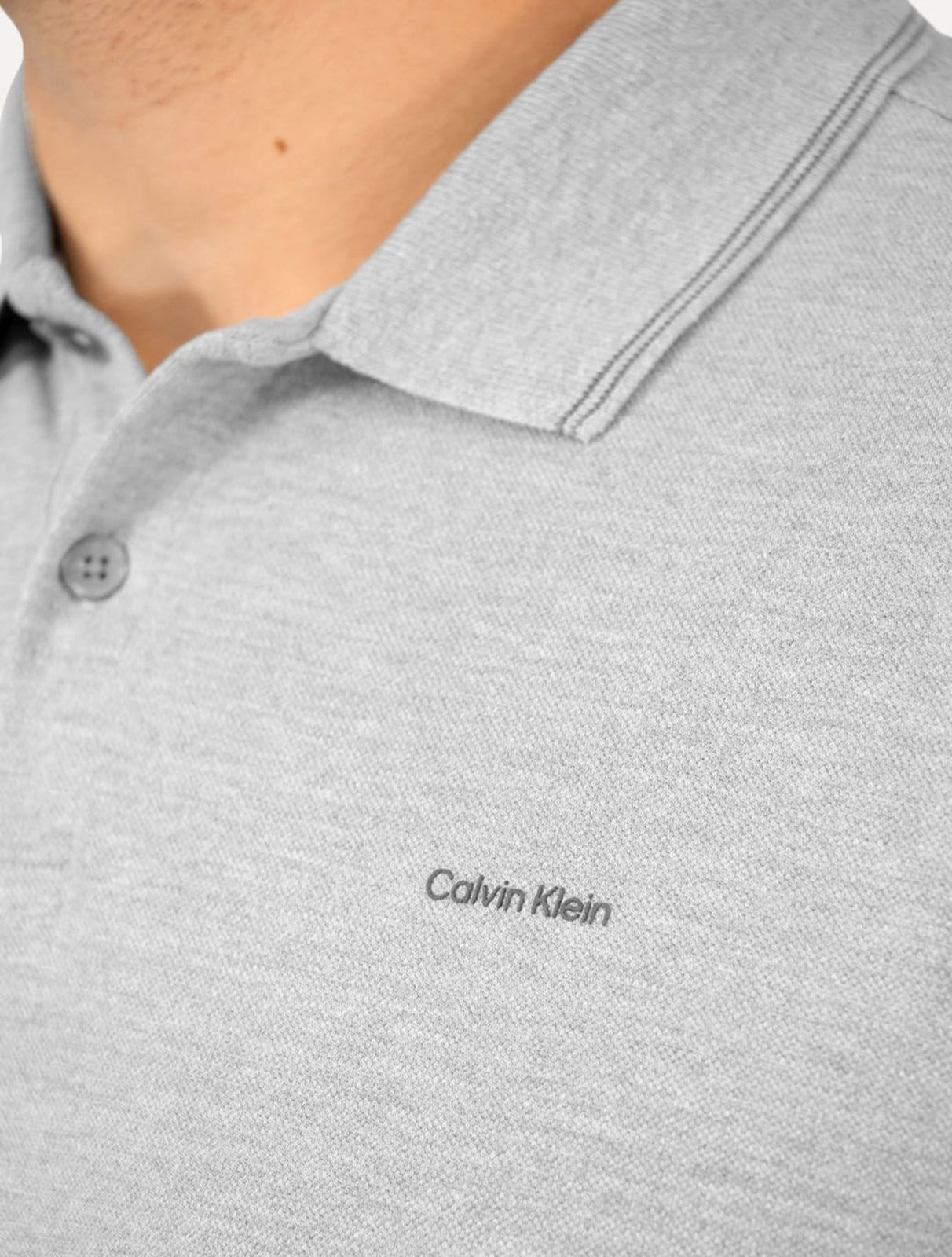 Vista 2 Polo Calvin Klein Piquet Regular Básica Friso Mescla Calvin Klein cinza