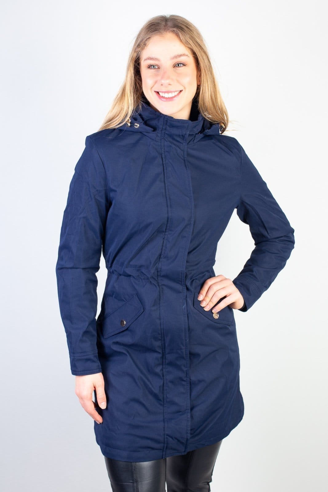 Vista principal Parka Enluaze Feminina Impermeável Com Capuz Removível 84176 Enluaze azul