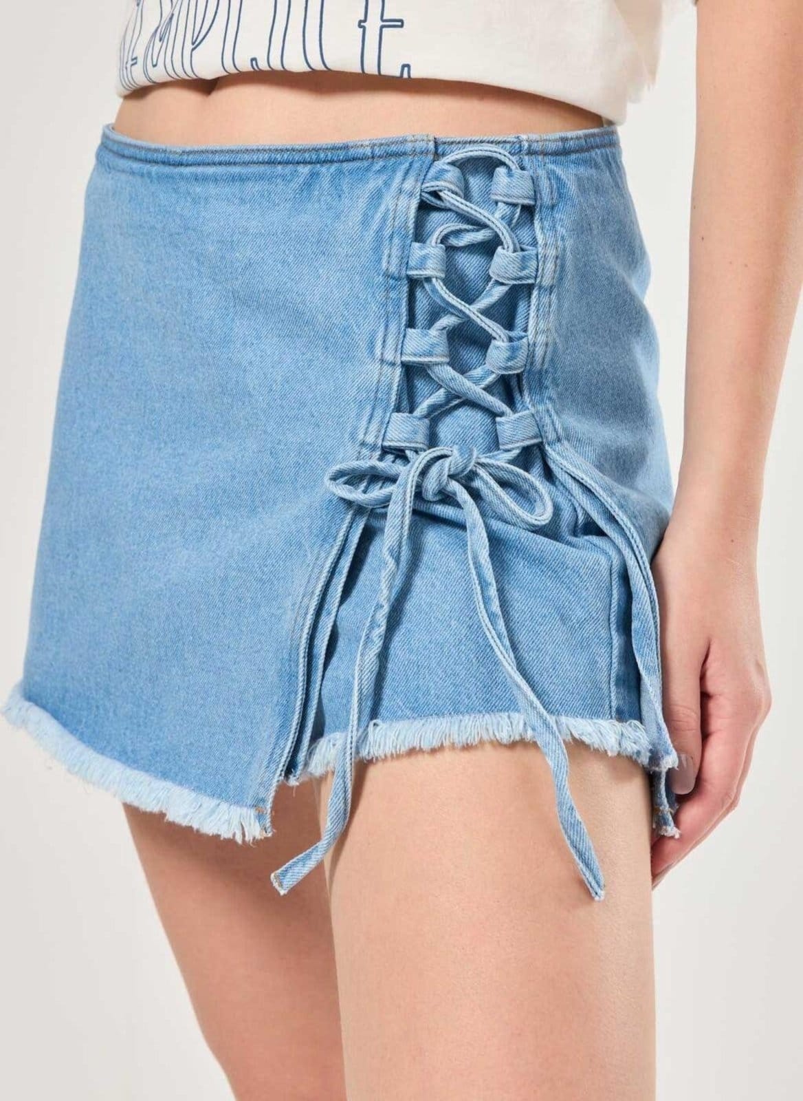 Vista 2 Short Saia Amarração Youcom jeans