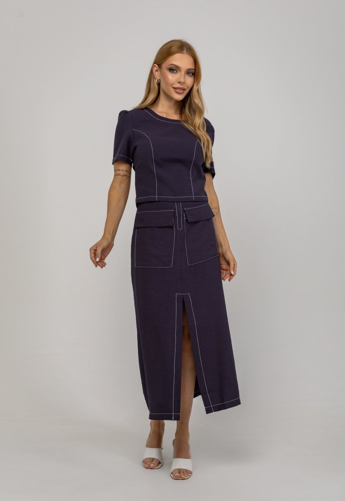 Saia De Alfaiataria Midi Com Bolsos Frontais e Fenda Salvatore