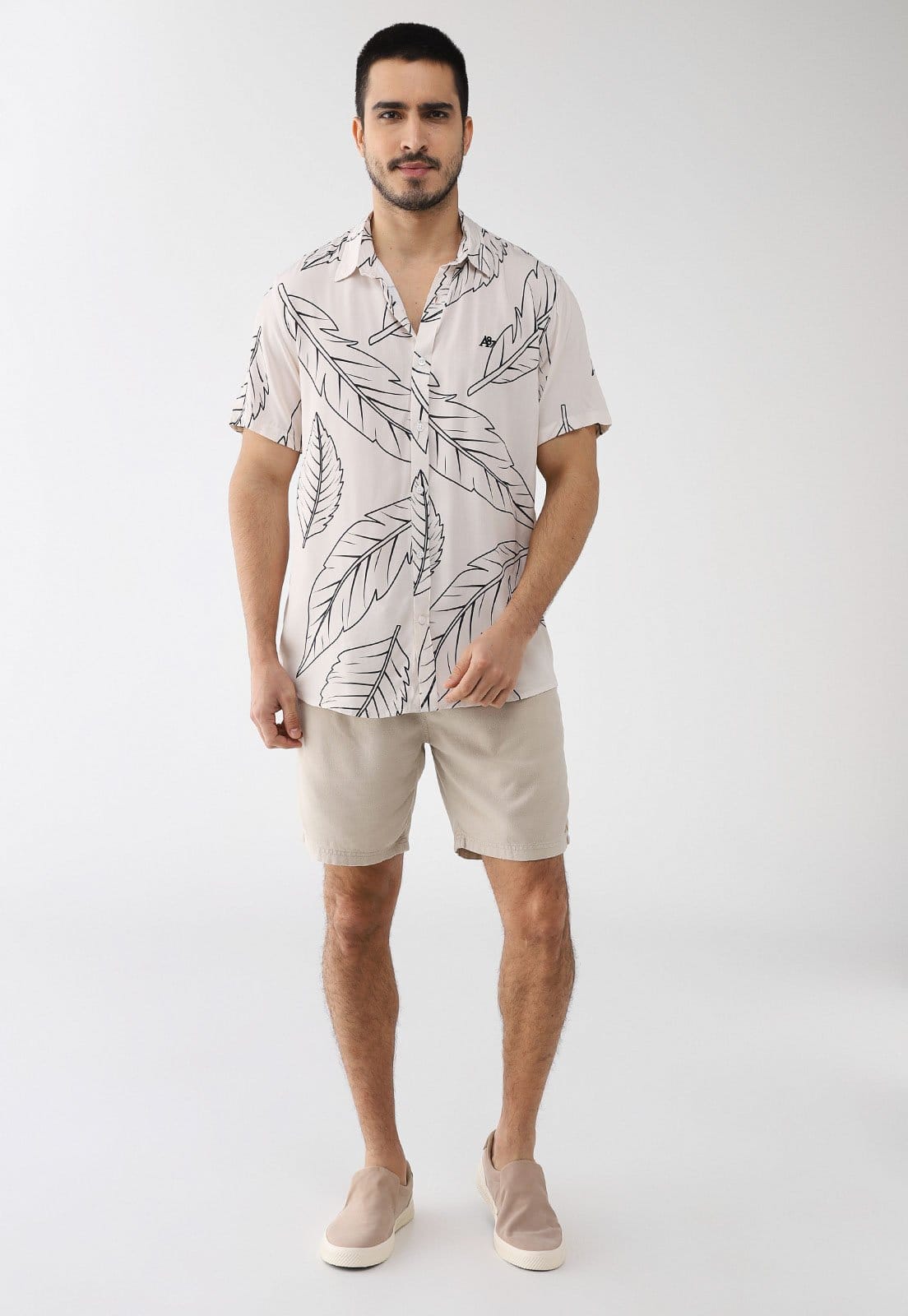 Vista 2 Camisa Masculina Aeropostale Estampa Folhas e Preto Aeropostale branco