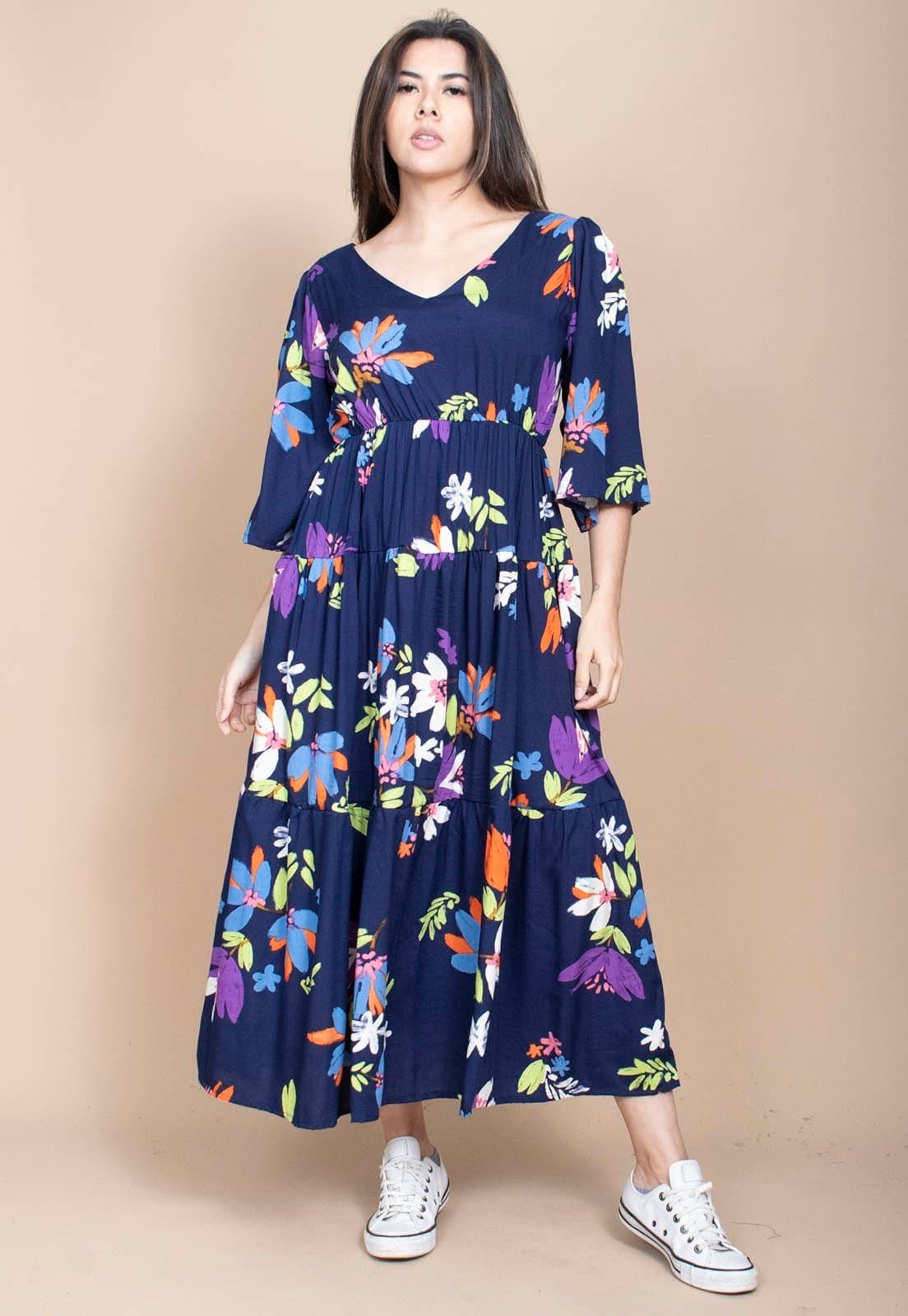 Vestido Longo Cabanafree Plano com Manga e Camadas Estampa Festa das Flores