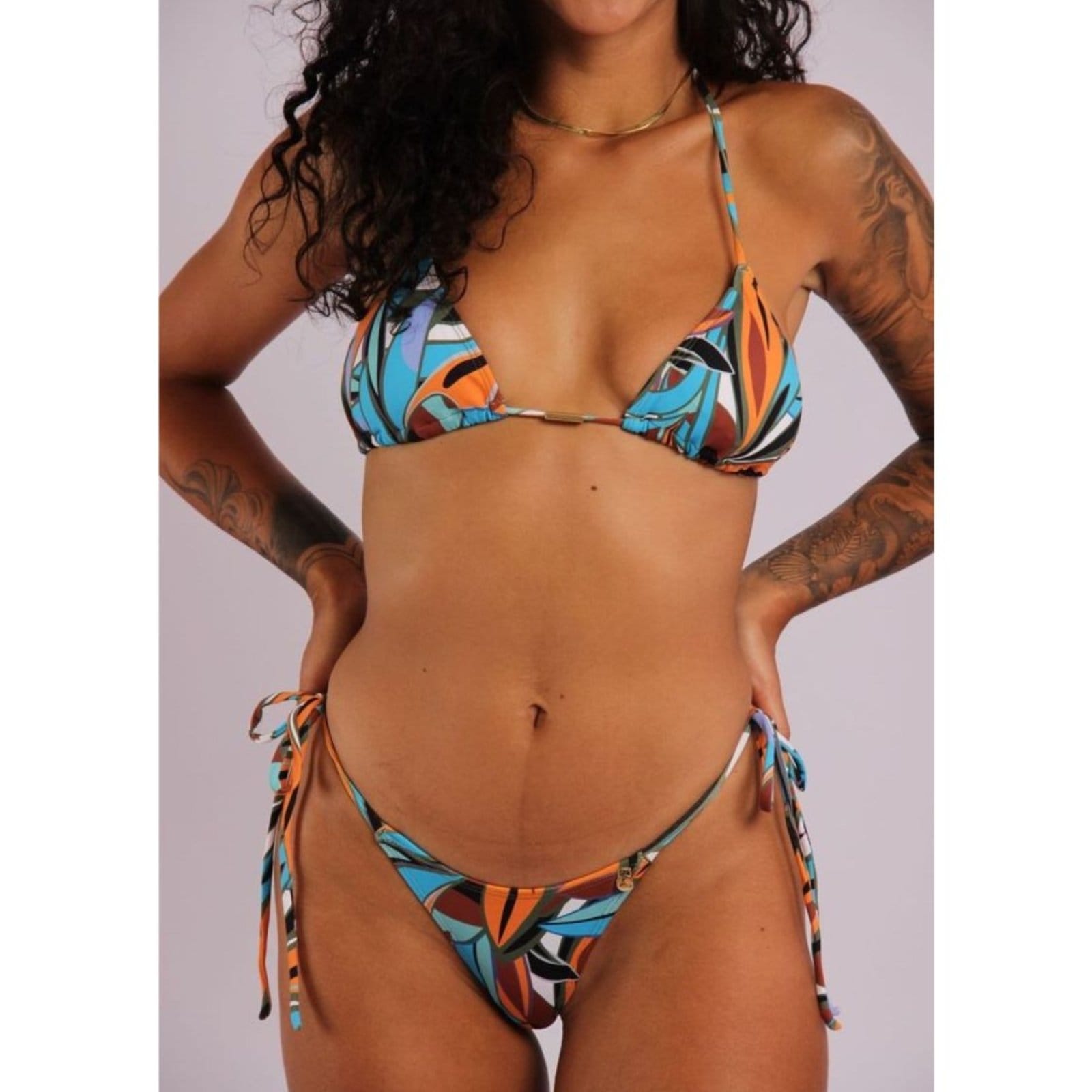 2410 - Calcinha de Biquíni Fio De Lacinho Fino Amazonia - Duna Casual