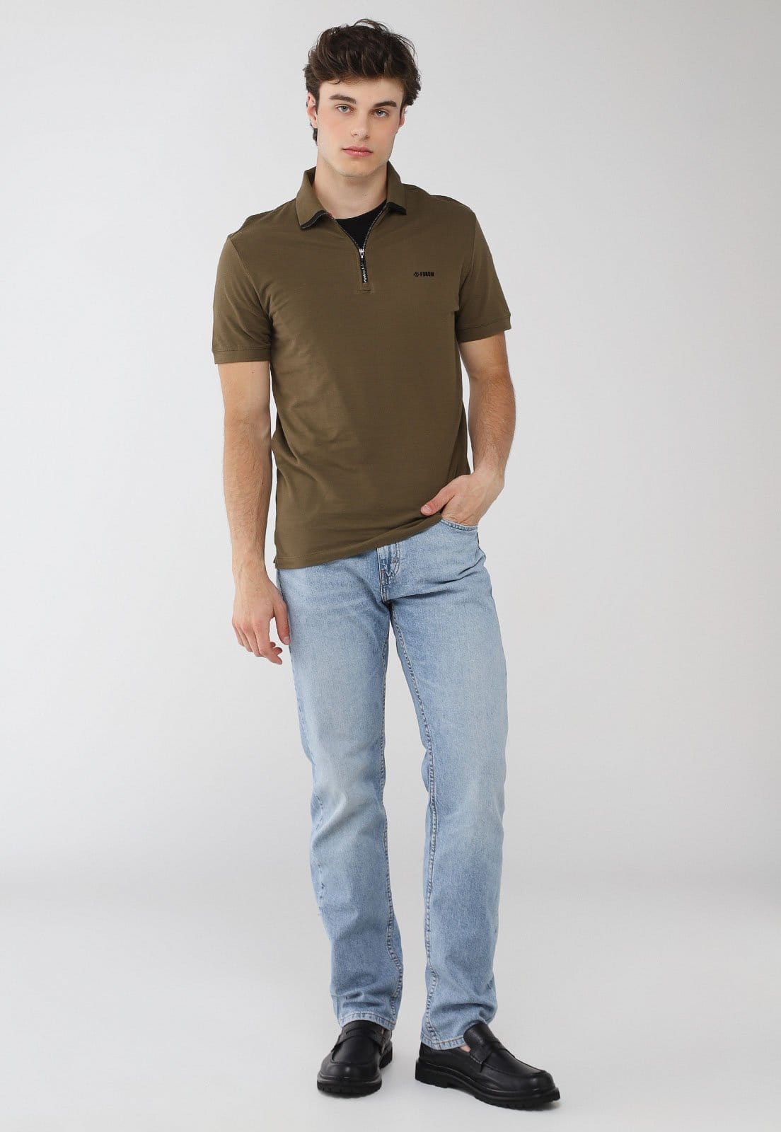 Vista 2 Polo Masculina Forum Fechamento Zíper Oliva Forum verde