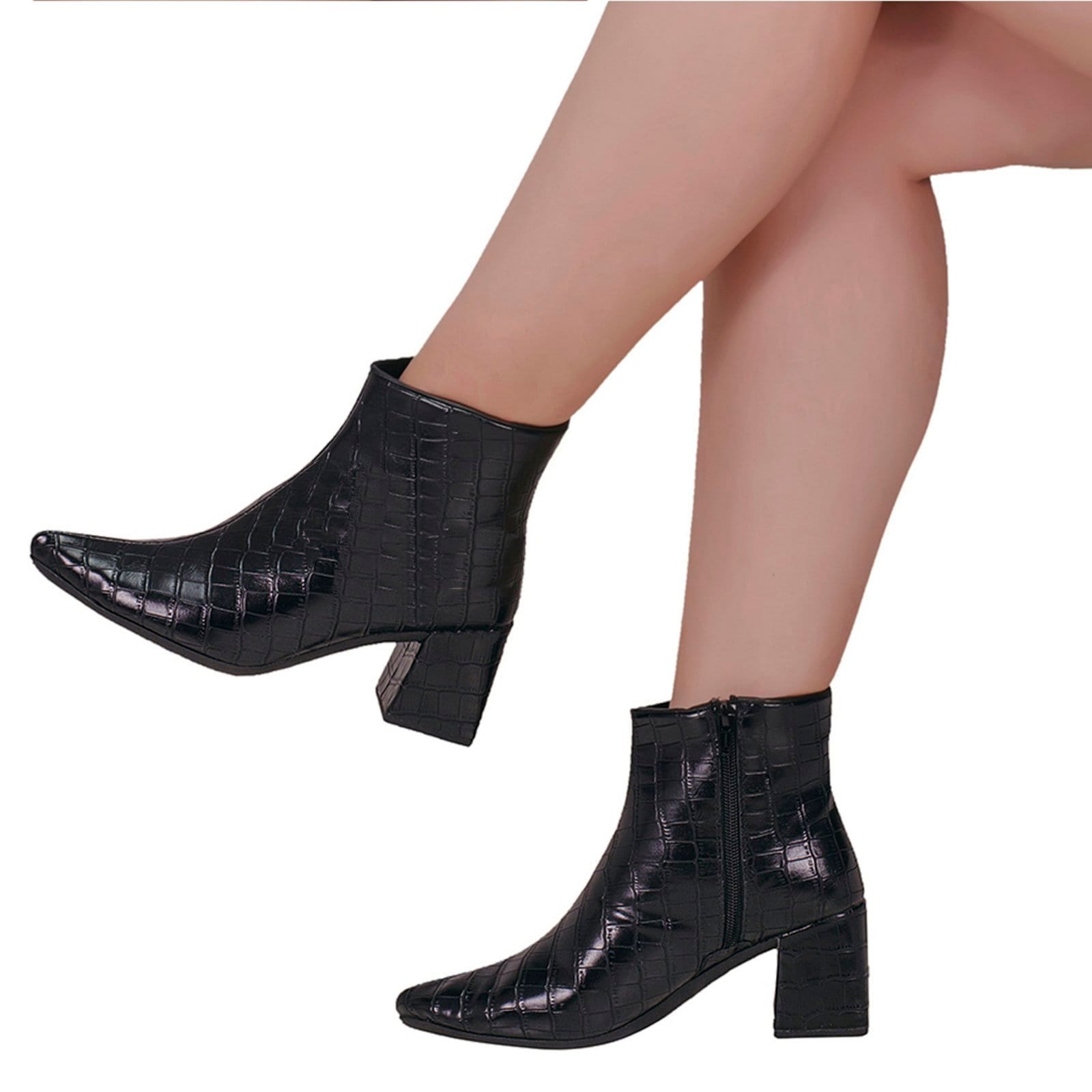 Vista principal Bota Feminina Salto Baixo Bico Fino Shekinah Croco Shekinah preto