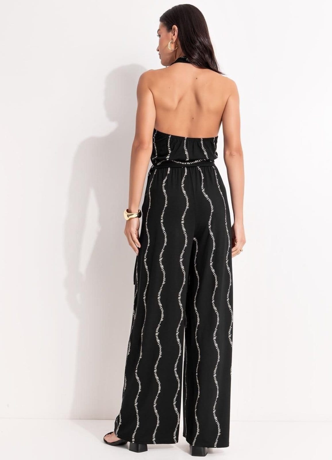 Vista 2 Macacão Em Malha De Viscose Listra Renovada Quintess preto