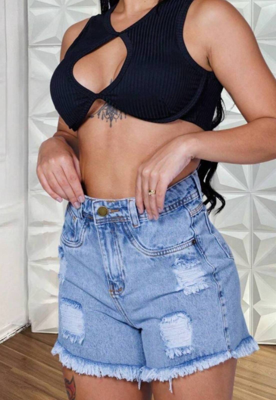 Short Feminino Desfiado Marmorizado - Estilo Despojado e Confortável