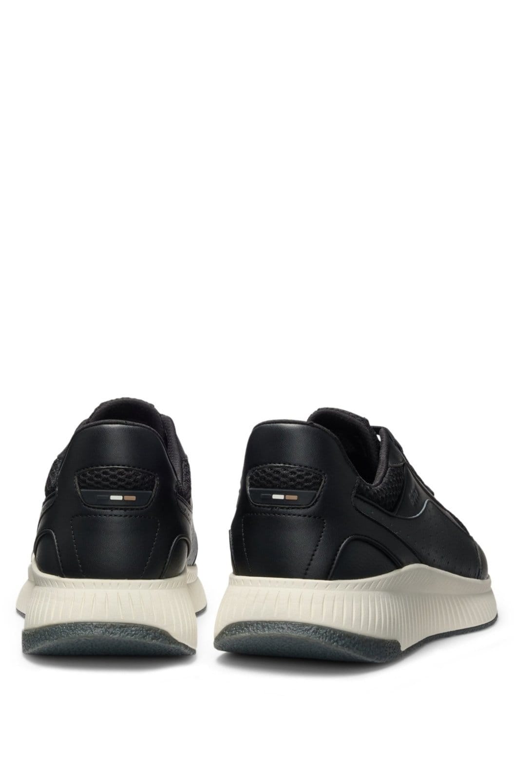 Vista 2 Tênis Híbrido Ttnm Evo Com Sola Em Espinha Boss preto