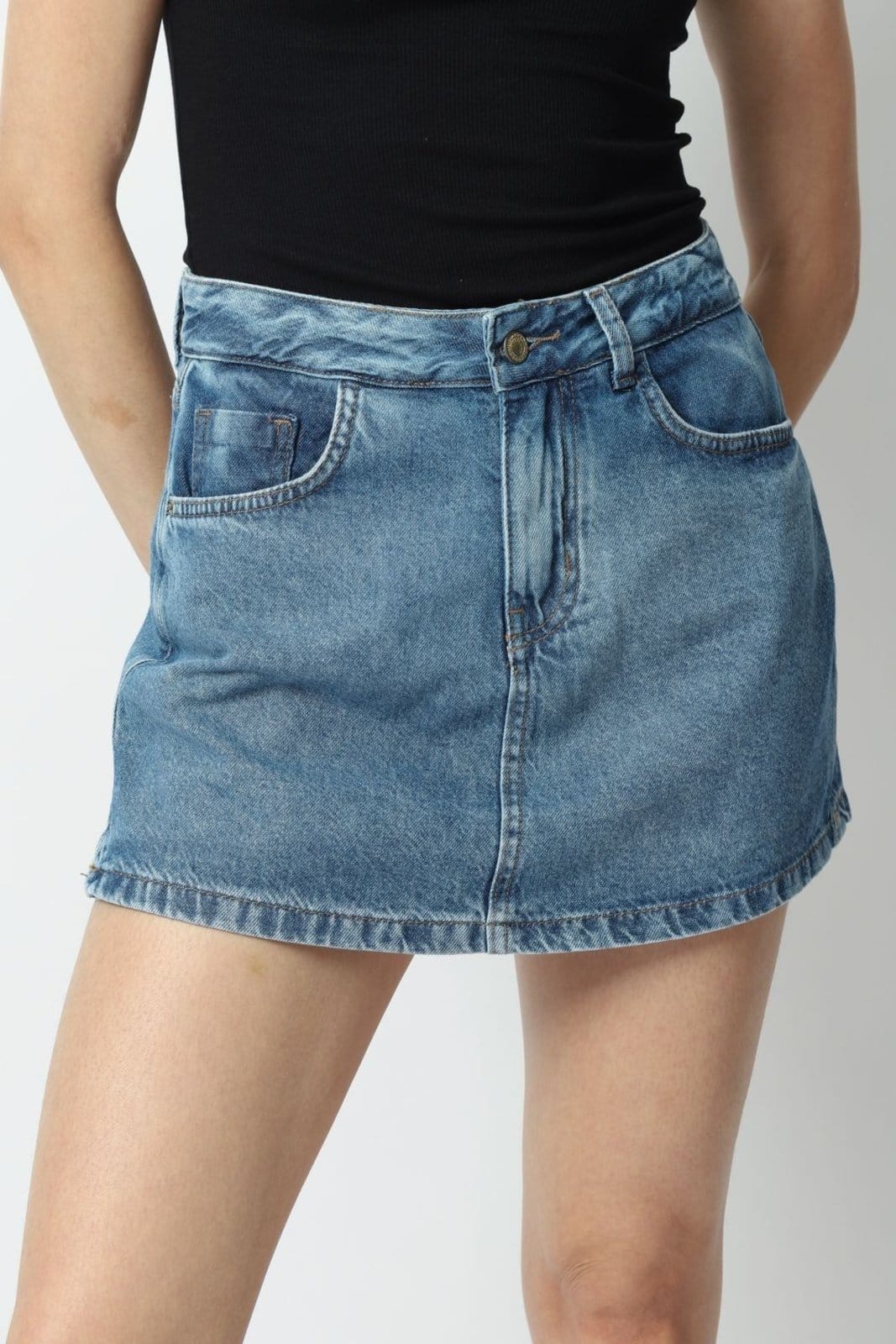 Vista 2 Shorts Saia Jeans 40 Gazzy azul