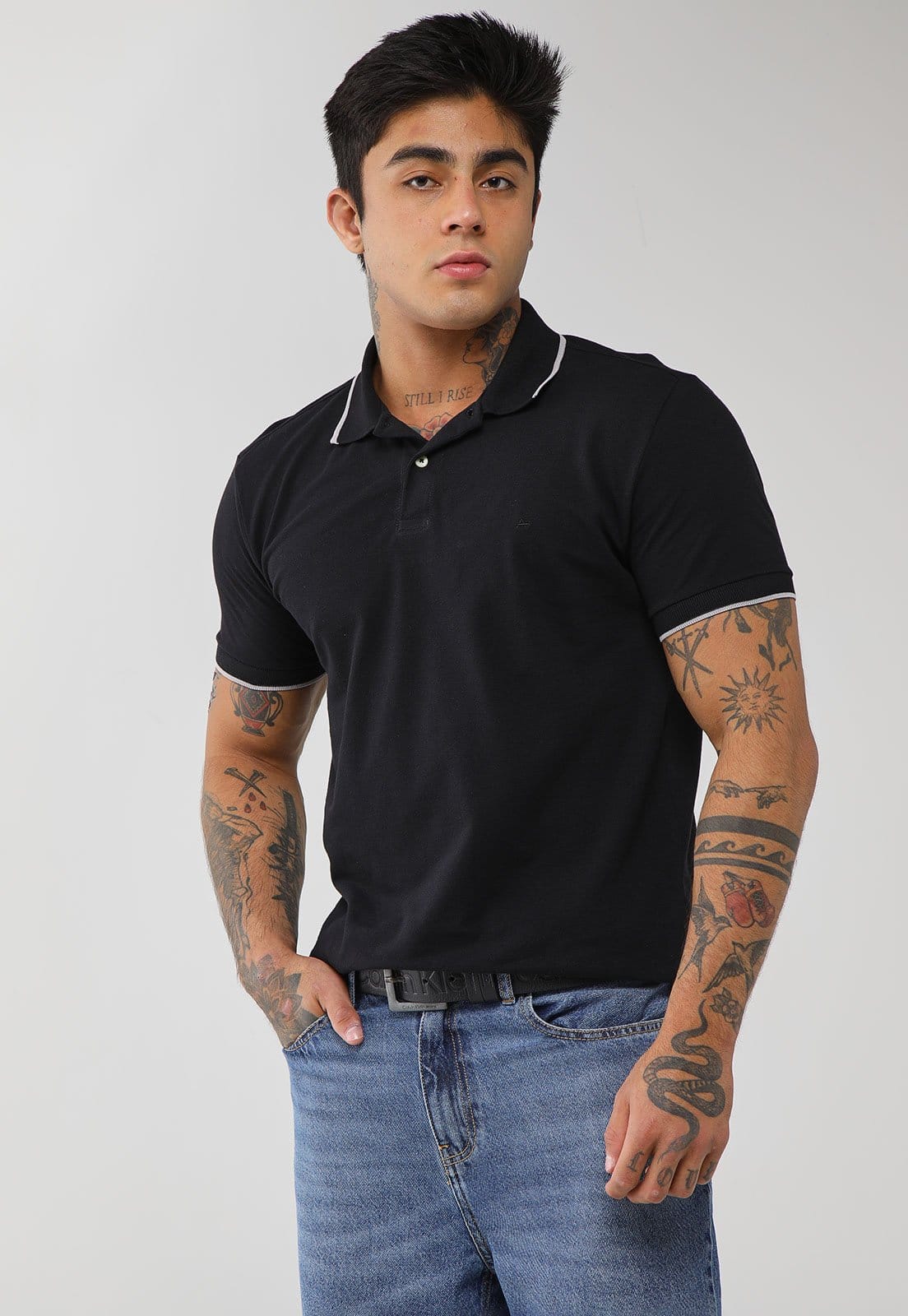 Polo Masculina Aramis Detalhe Contrastante Preta