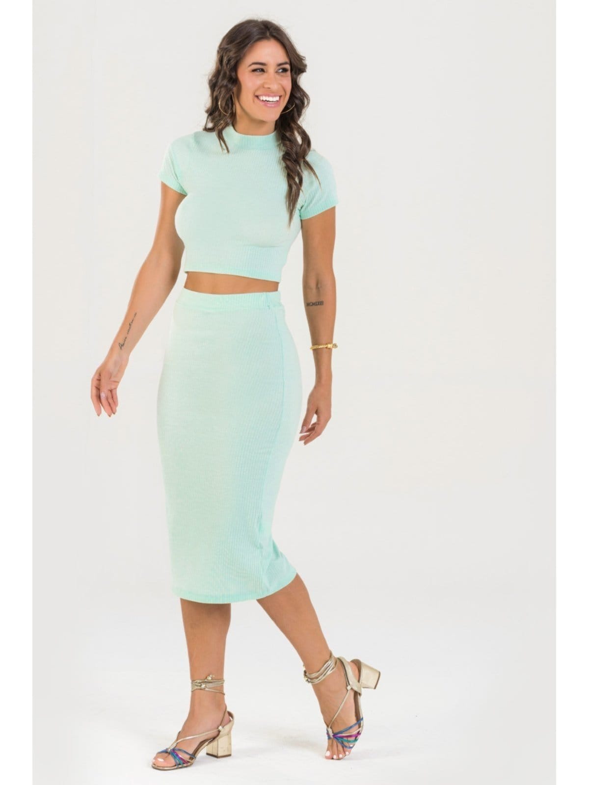 Vista 2 Saia Midi Ribana Canelada Feminina Sea Meu Jeans verde