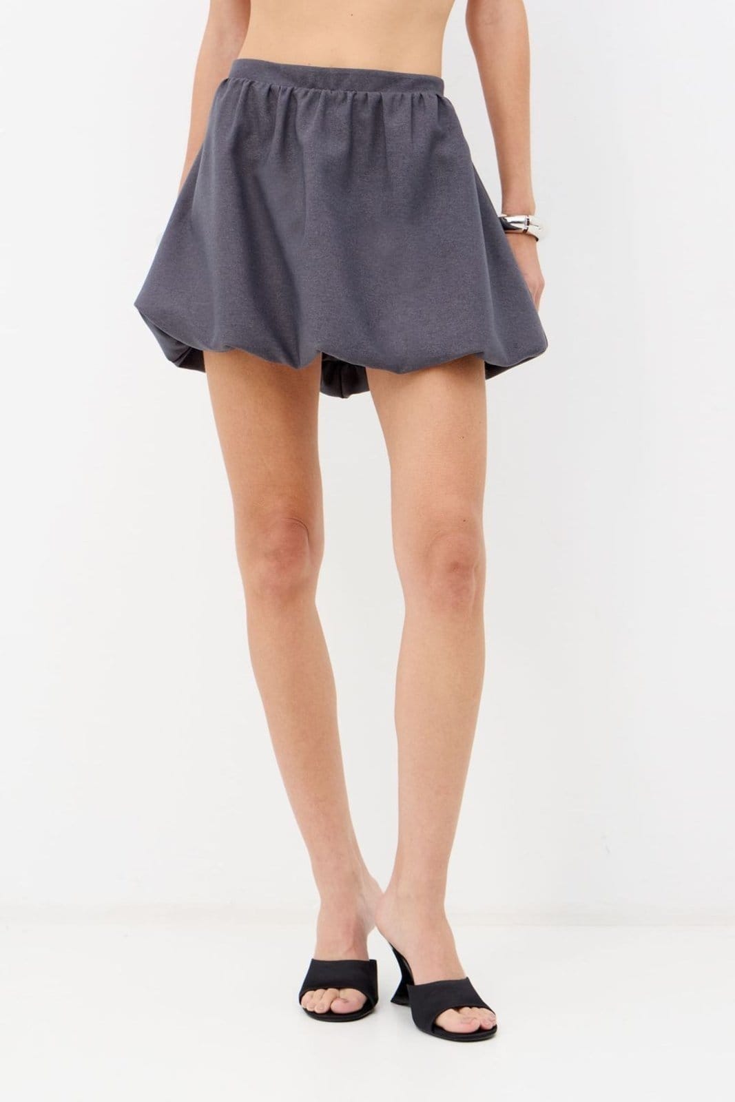 Vista 2 Saia Alfaiataria Balone Feminina Inblanche cinza