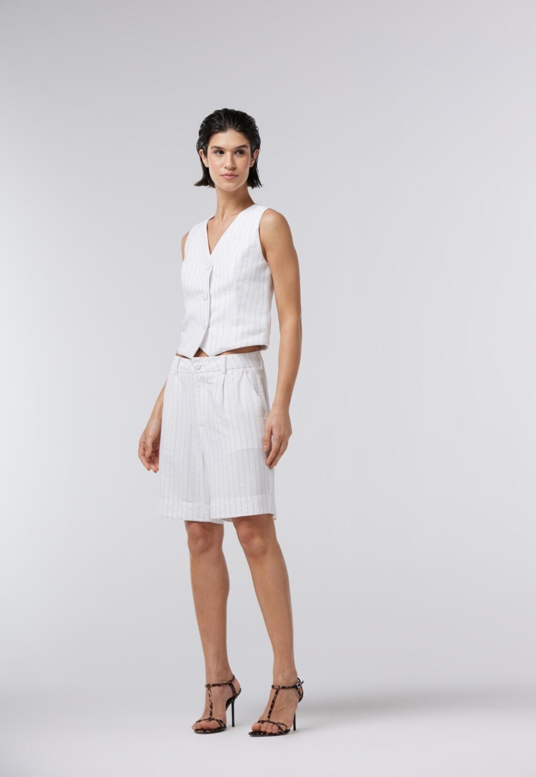 Bermuda Alfaiataria Traymon Risca De Giz