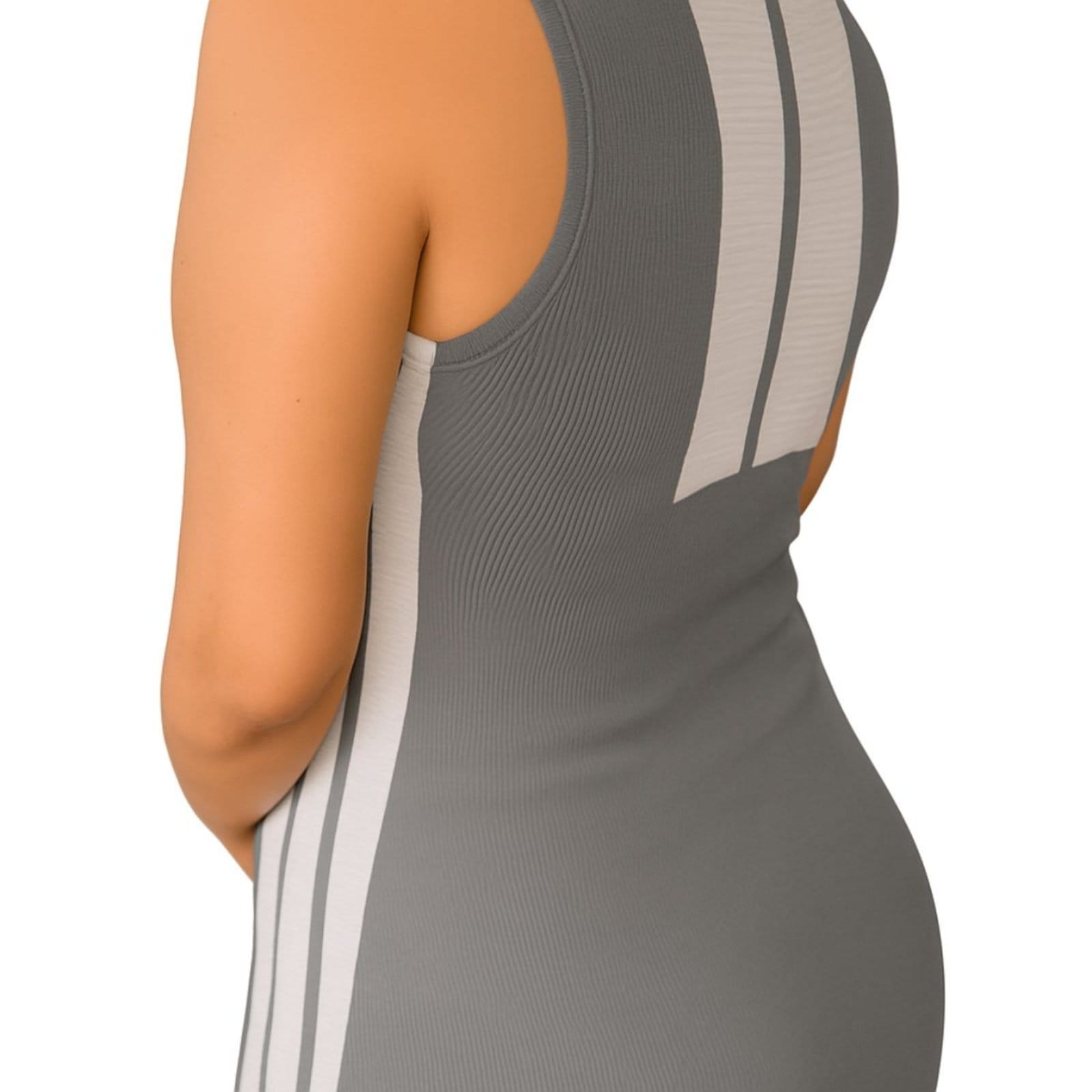 Vista 2 Vestido Feminino FMF de Tricô com Listras Brancas Chumbo FMF cinza