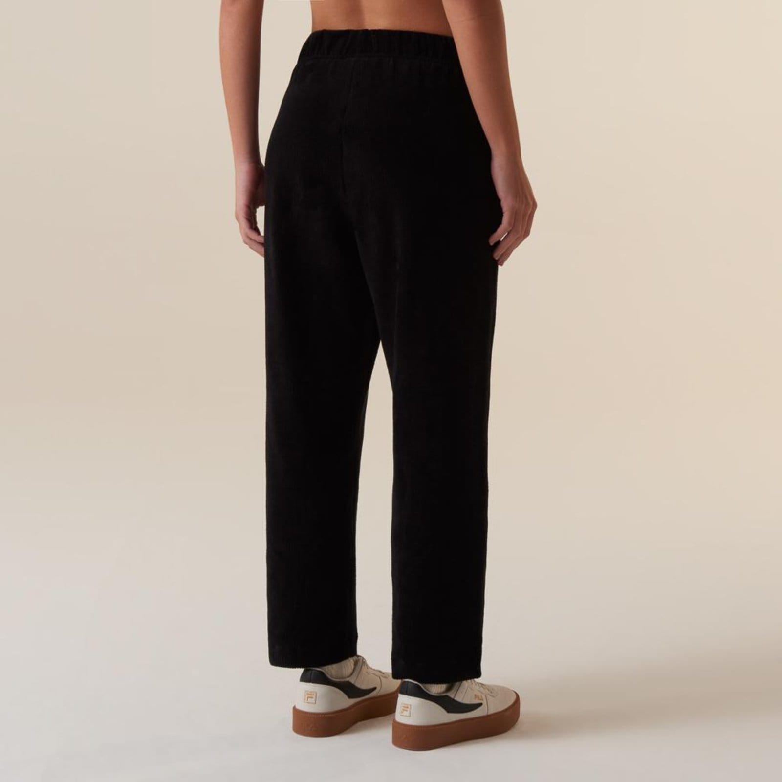 Vista 2 Calça Fila Essentials Canelada Feminina Fila incolor