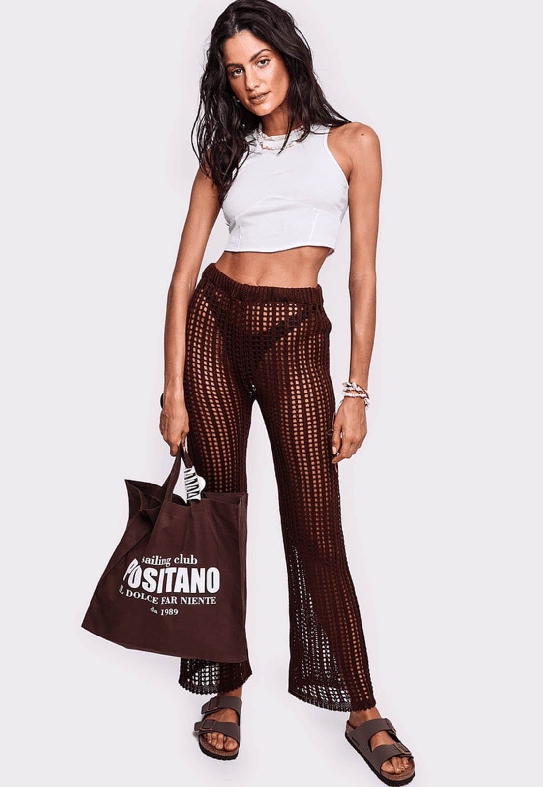 Vista principal calça tricô búzios Mundo Lolita mundololita marrom