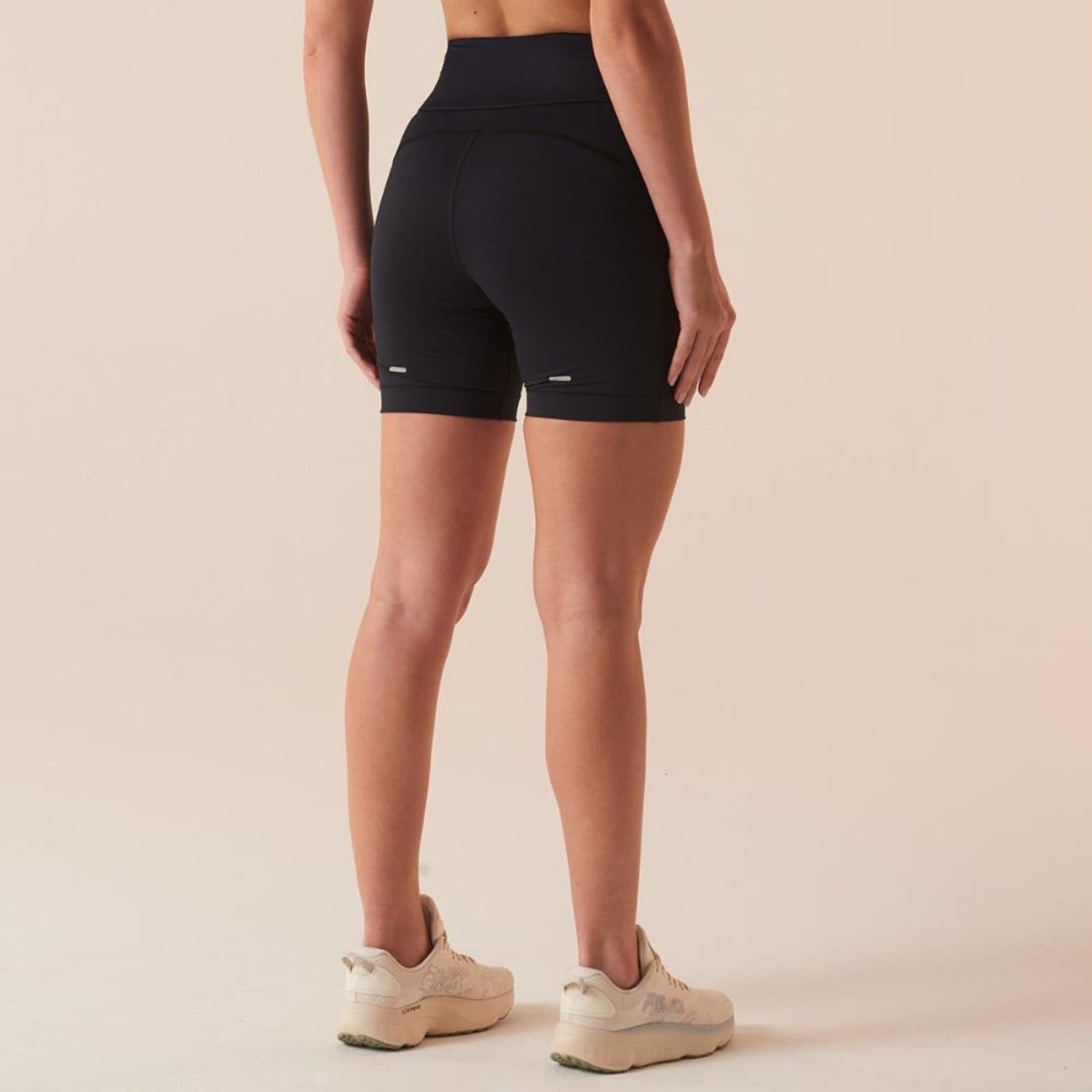 Vista 2 Bermuda Fila Racer Feminina Fila incolor