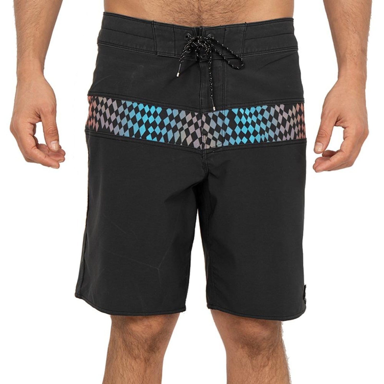 Vista principal Bermuda Billabong Momentum Pro SM26 Masculina Stealth Billabong preto