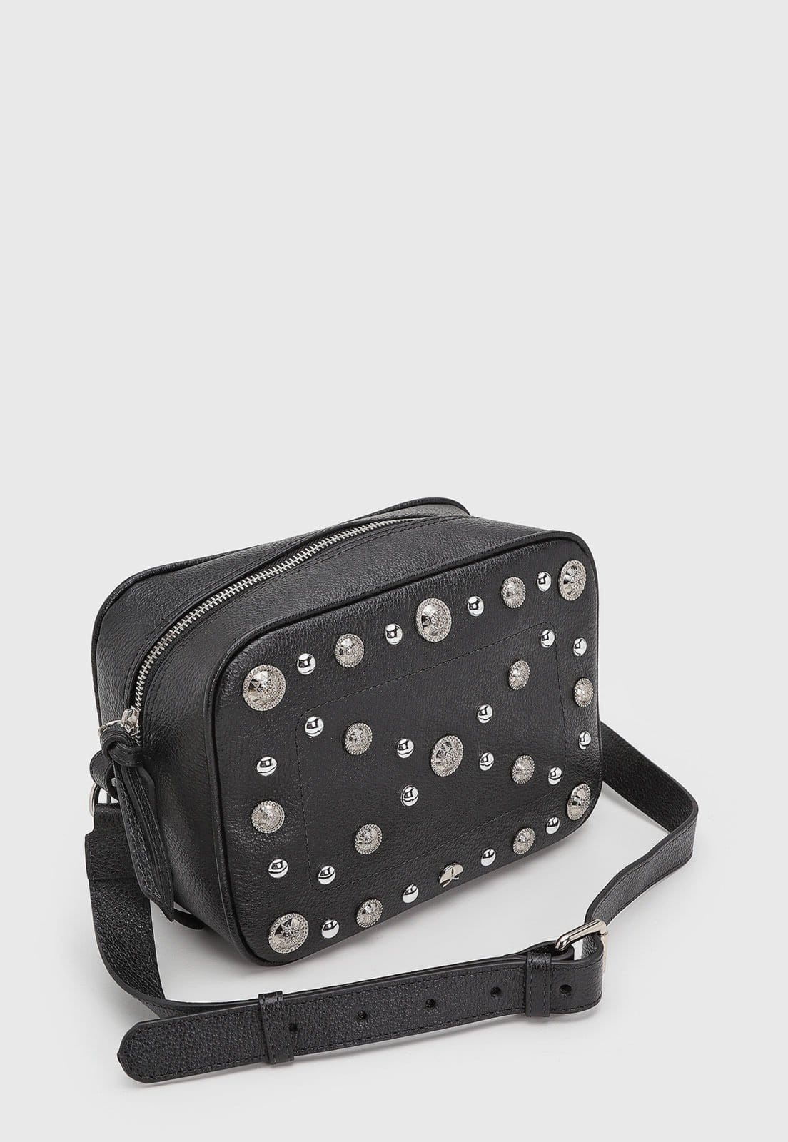 Vista 2 Bolsa Feminina Luiza Barcelos Aplicações Metálicas Preta Luiza Barcelos preto