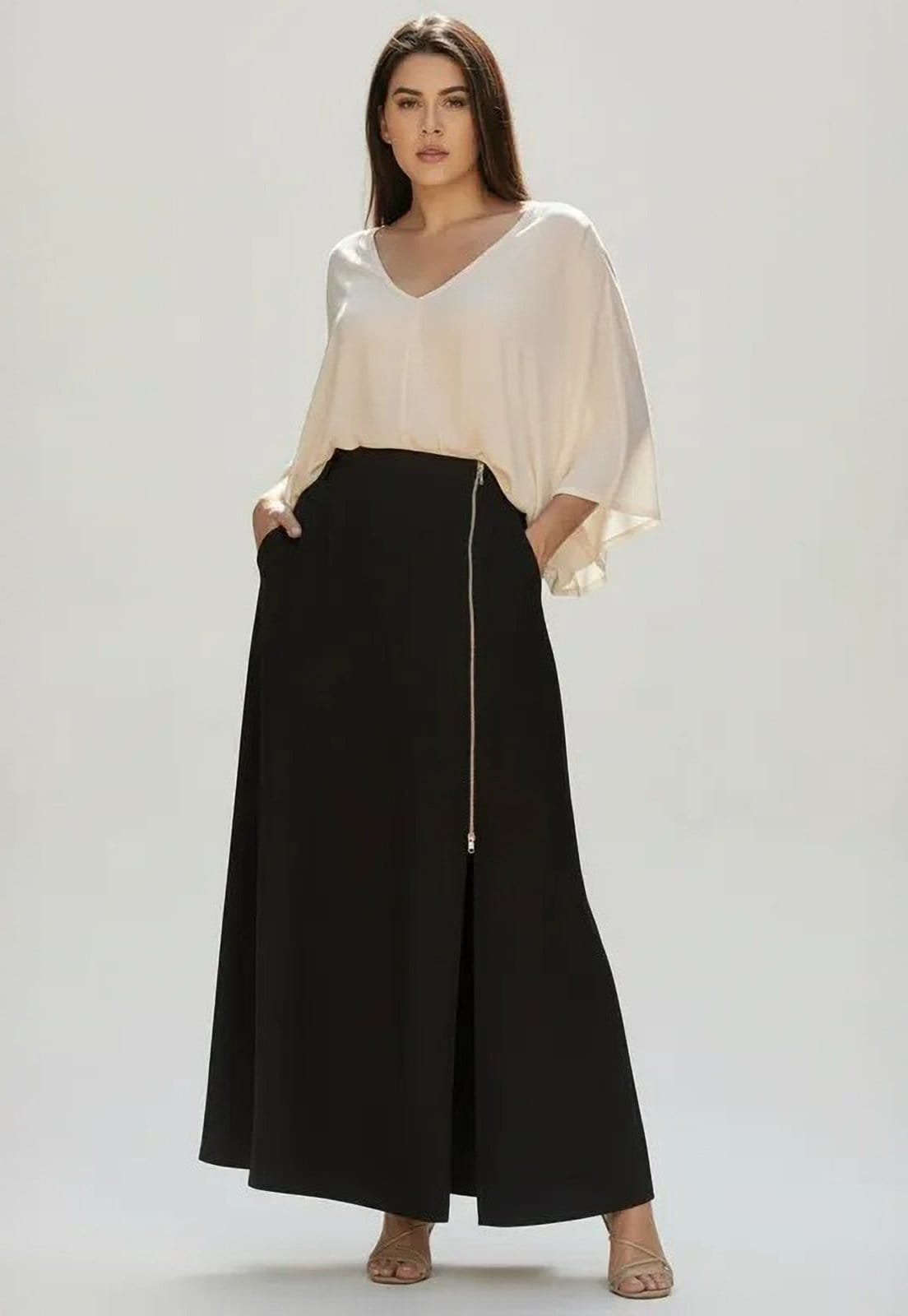 Vista 2 Saia Cabanafree Midi com Zíper Preta Cabanafree preto