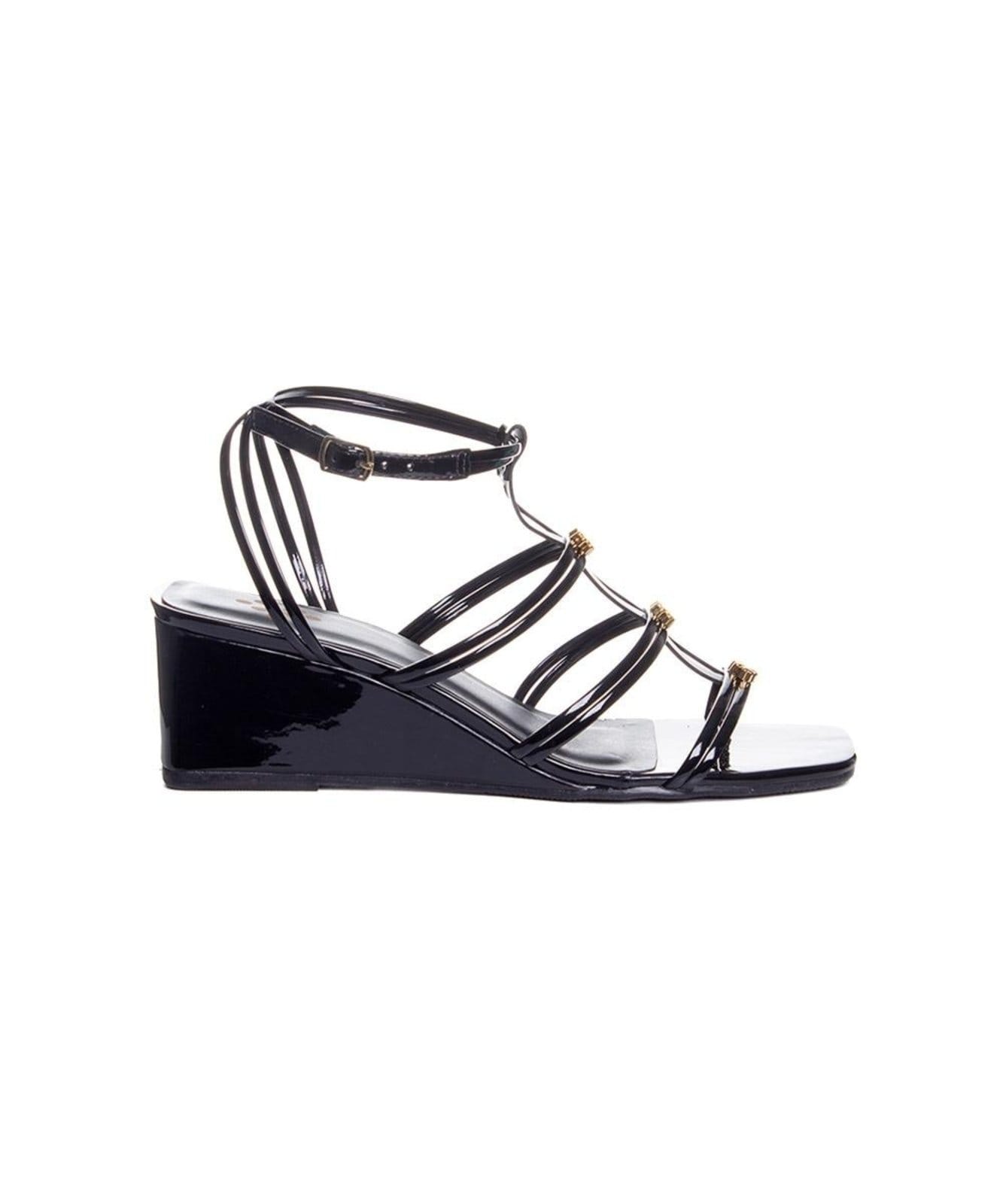 Vista principal Sandália Anabela Pixolé Salto Médio Preto Pixolé incolor