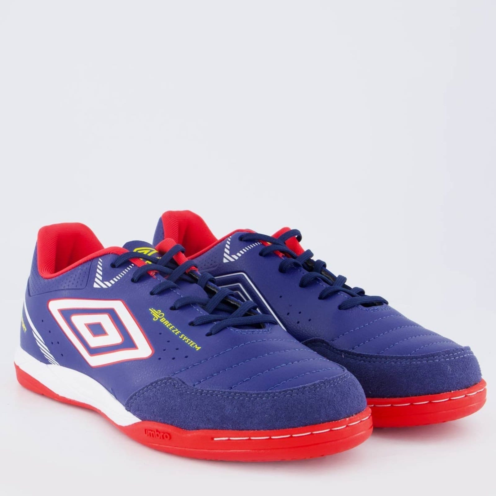 Vista 2 Chuteira Umbro Neo-Comfort Futsal Marinho e Vermelho Umbro azul marinho
