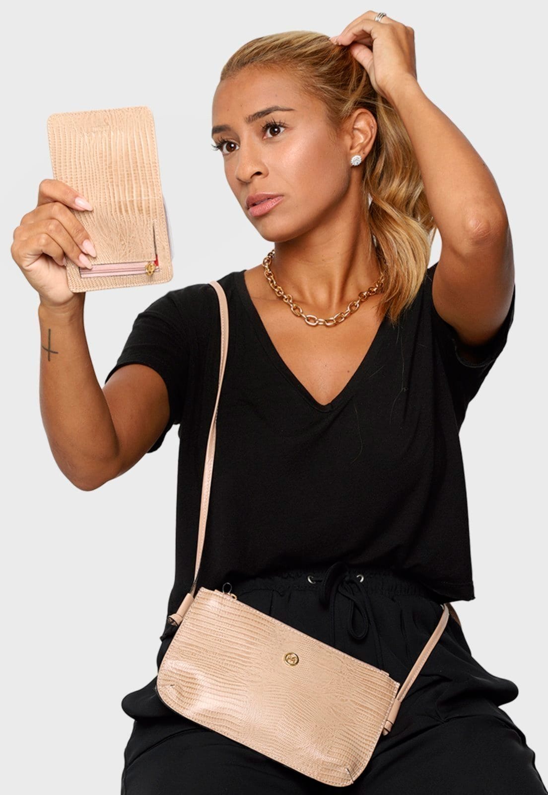 Kit Bolsa e Carteira Couro Mariart 201LMRT + 256LMRT