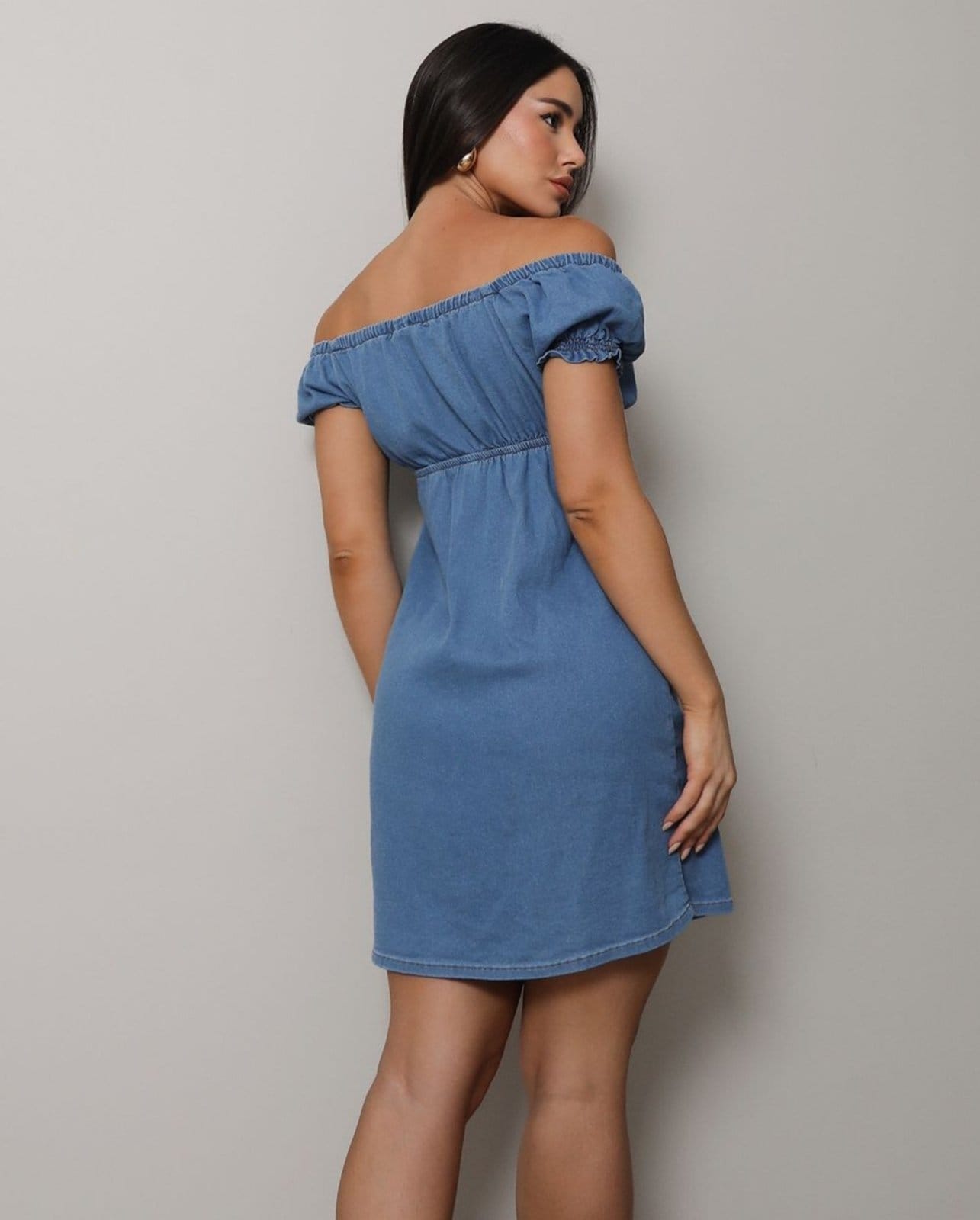 Vista 2 Vestido Curto Feminino com Mangas Bufantes 24926 Média Consciência jeans