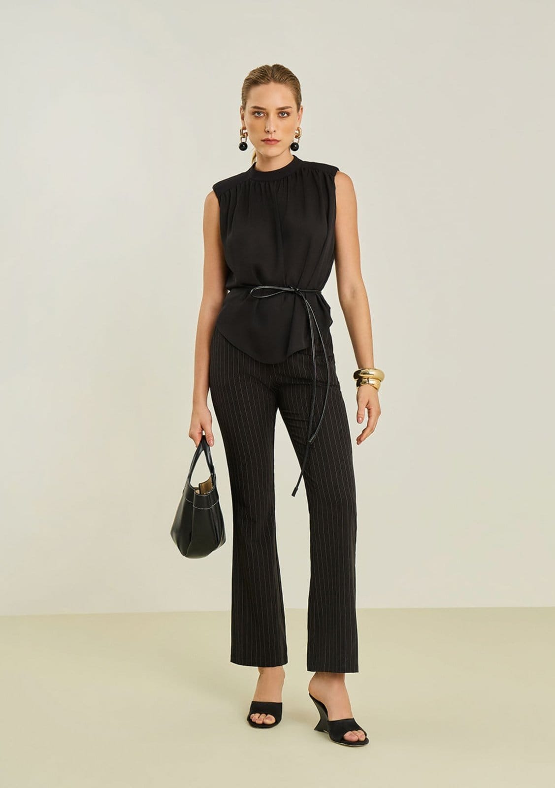 Calça Maria Valentina Boot Cut Alta