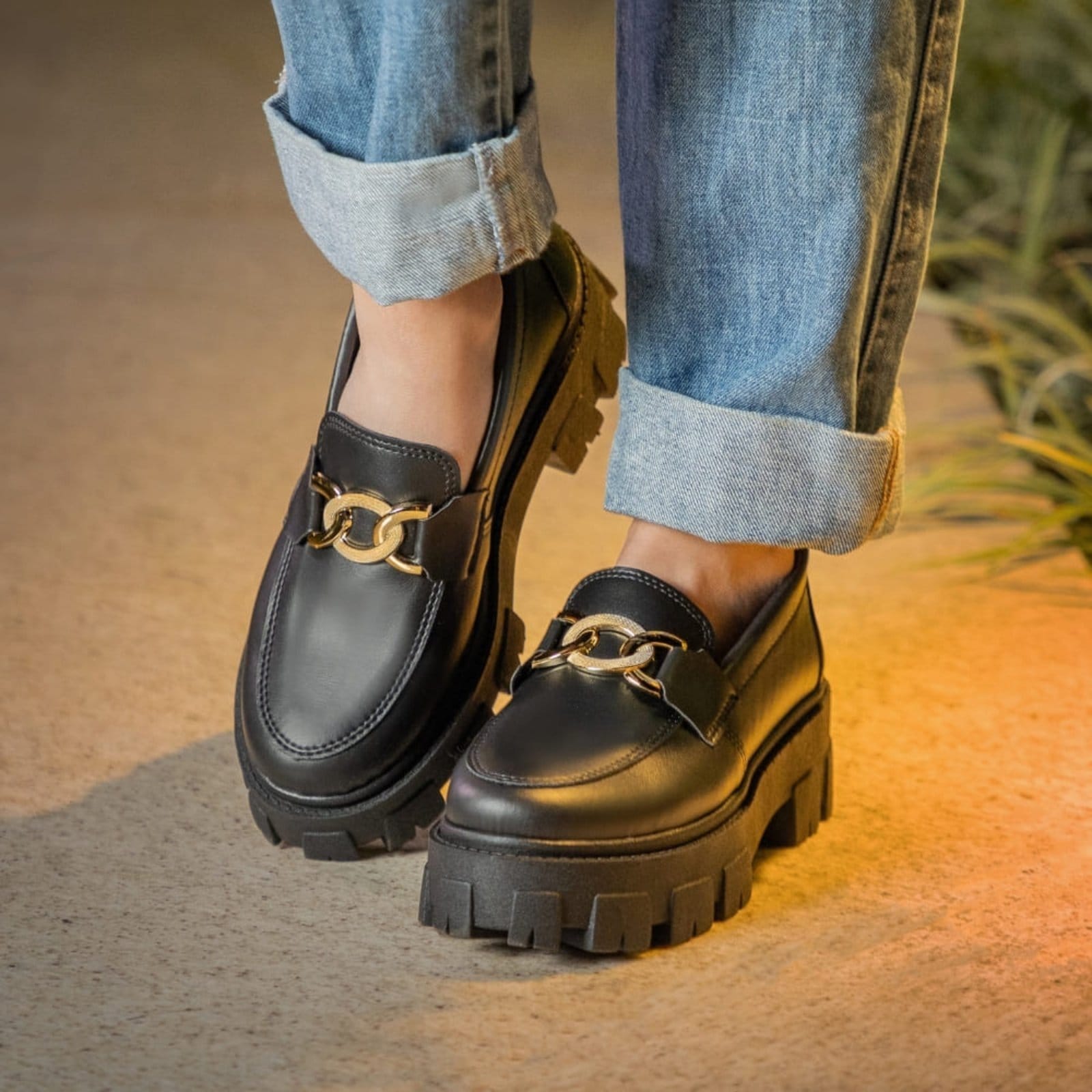 Vista 2 Kit 3 Mocassim Tratorado Feminino Oxford Plataforma Com Metal Blogueira Leve GuGi 403-GG Marfim e Rose Gugi off-white/preto/rosê rose