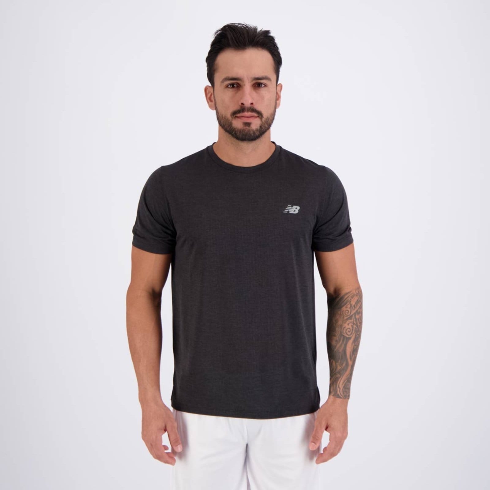 Camiseta New Balance Atlhetics Run Preta