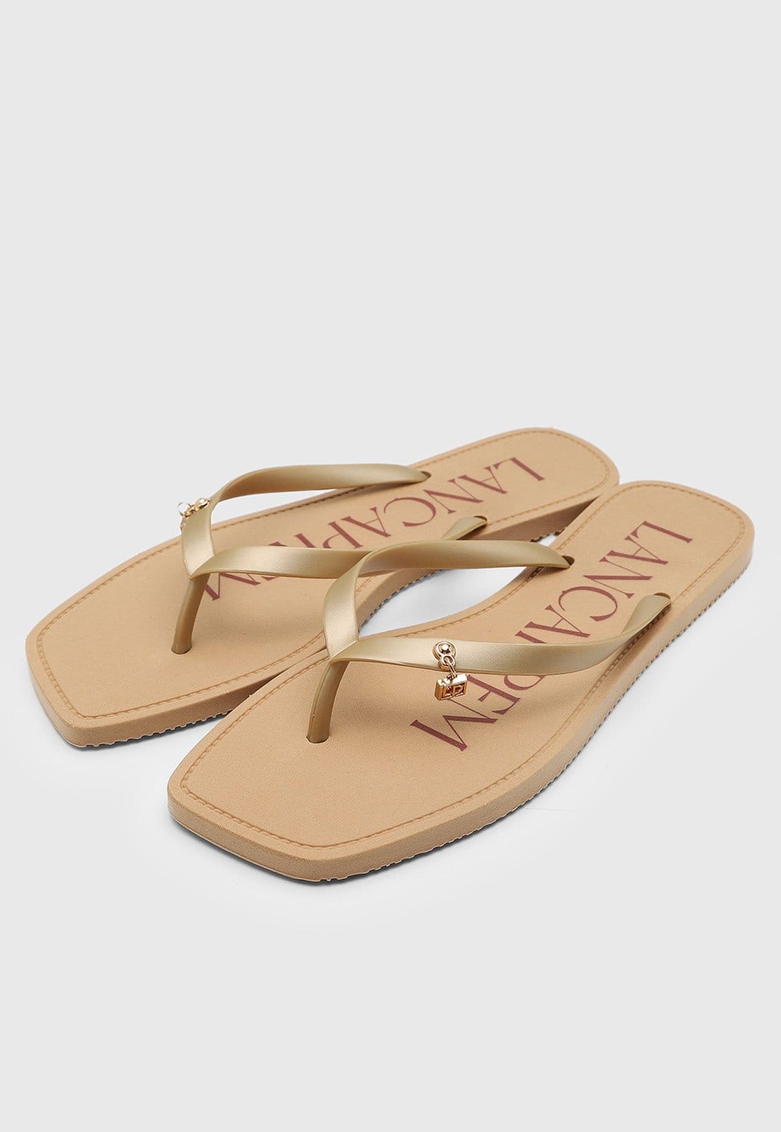 Vista 2 Chinelo Dedo Feminino Lança Perfume Metalizado Lança Perfume bege