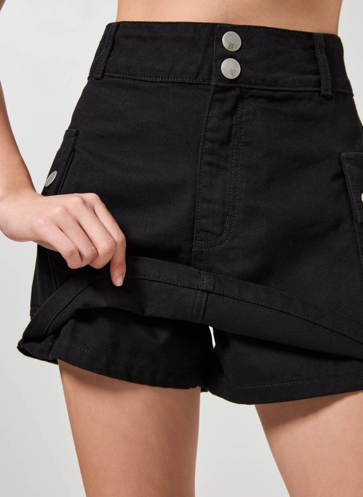 Vista 2 Short Saia Cargo Em Sarja Youcom preto