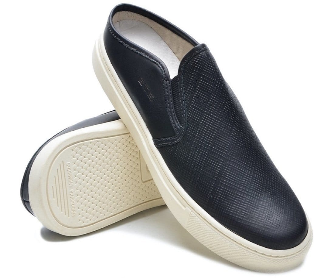 Tênis Mule Couro Casual Slip On Babuche Masculino Solado Flat Confortável Prático Versátil