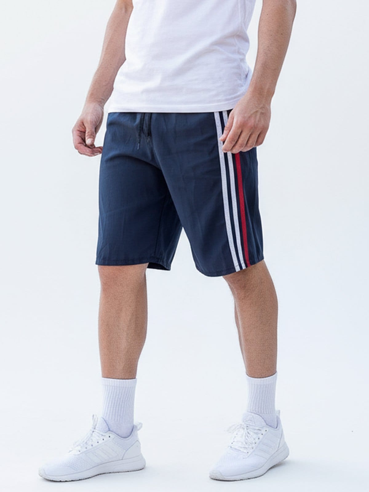 Vista principal Bermuda Masculina Frent`s Tactel Basica Com Listras laterais Esporte Frent's azul/azul marinho