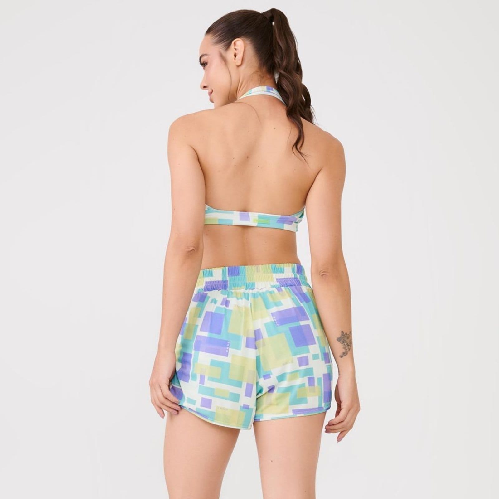 Vista 2 Short Transpassado Estampa Relax Poliamida Soft Donna Carioca estampado