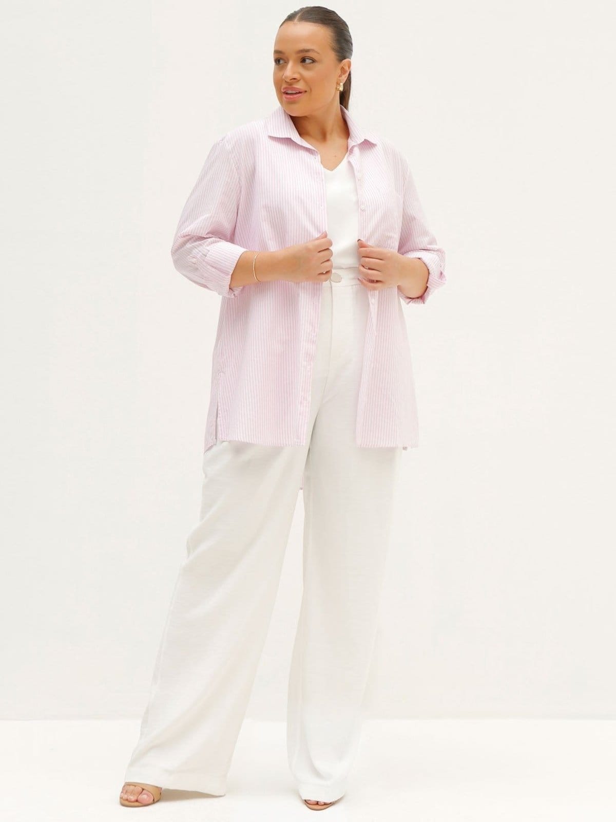 Vista 2 Camisa Oversized Tricoline Plus Size Listrada Elora Principessa listra