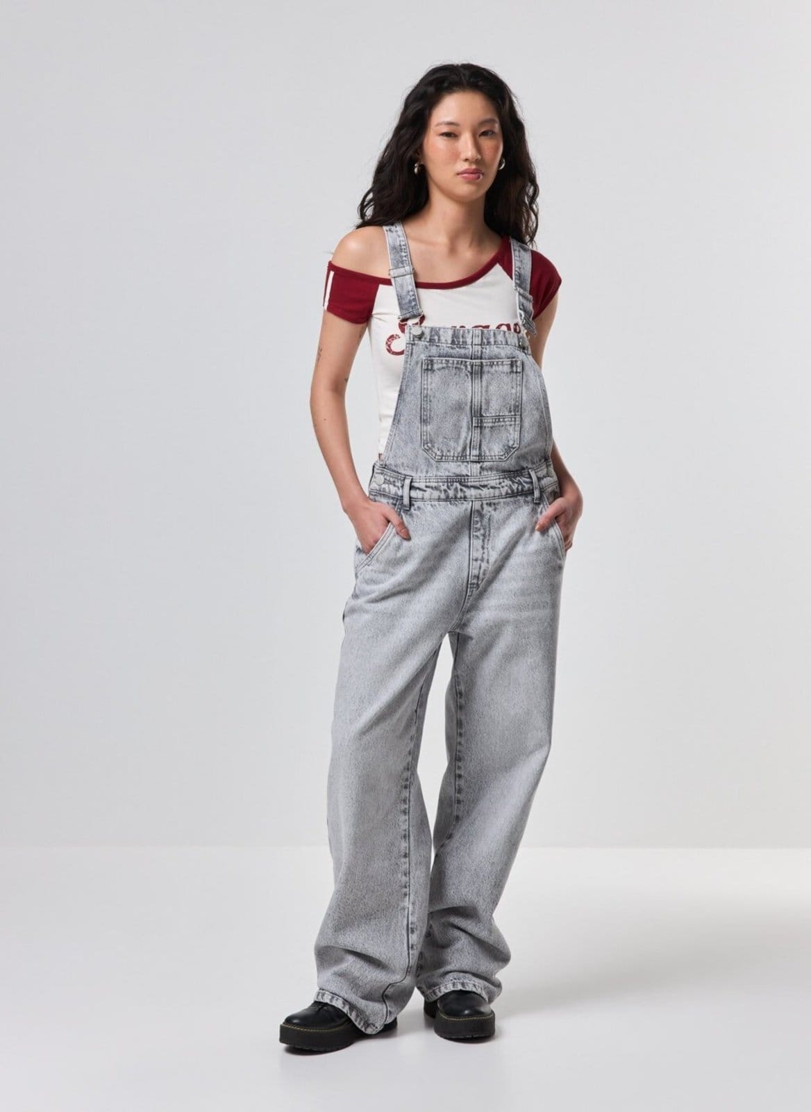 Macacão Jardineira Jeans