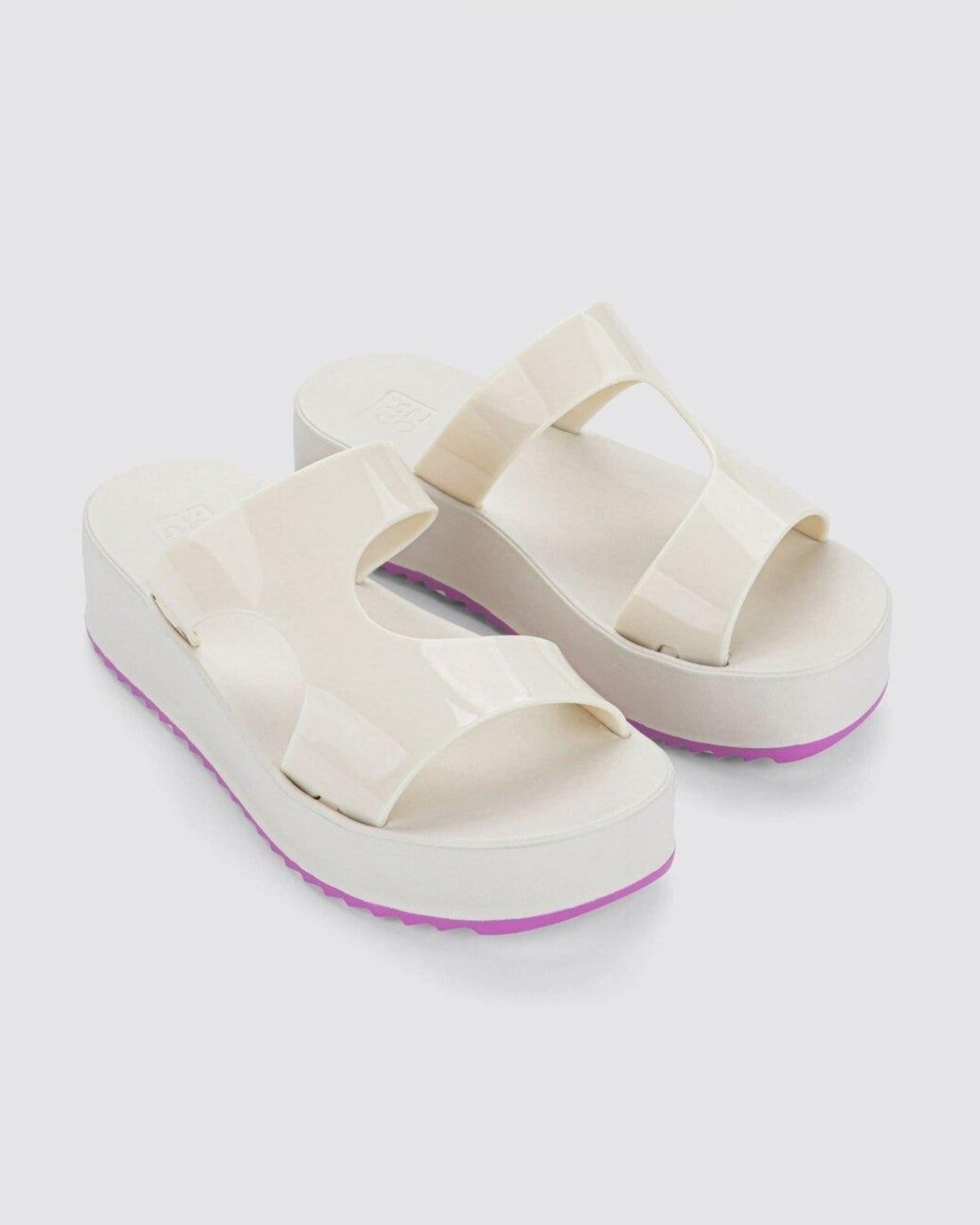 Vista 2 Plataforma Zaxy Linke Off-white Zaxy off-white white