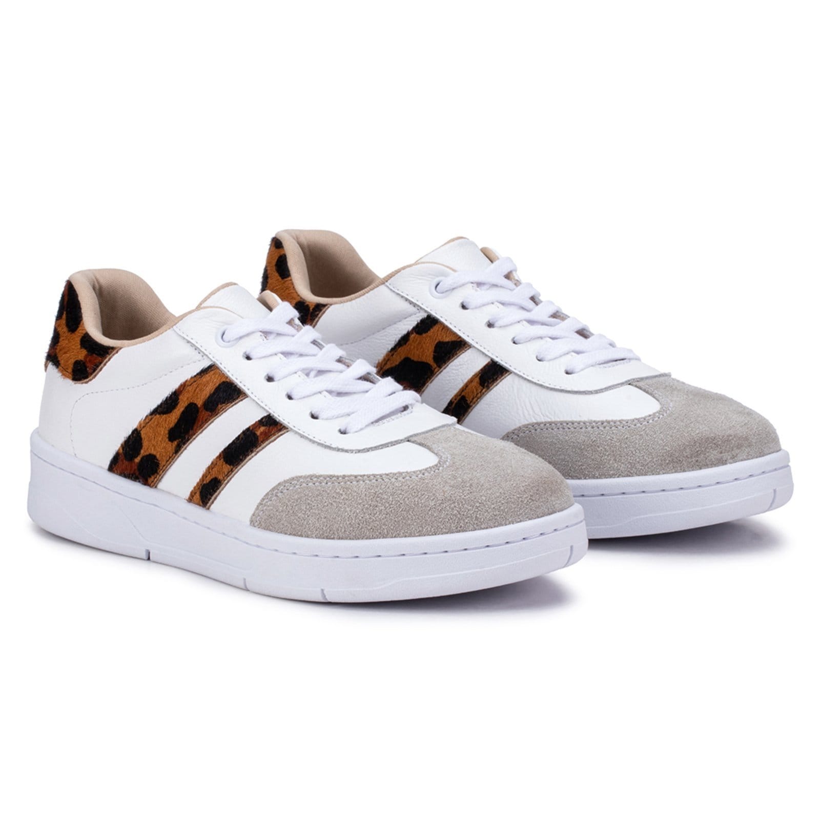 Vista 2 Tênis Feminino Bella Nina Couro Casual Confortável Moderno Caminhada Onça Bella Nina branco