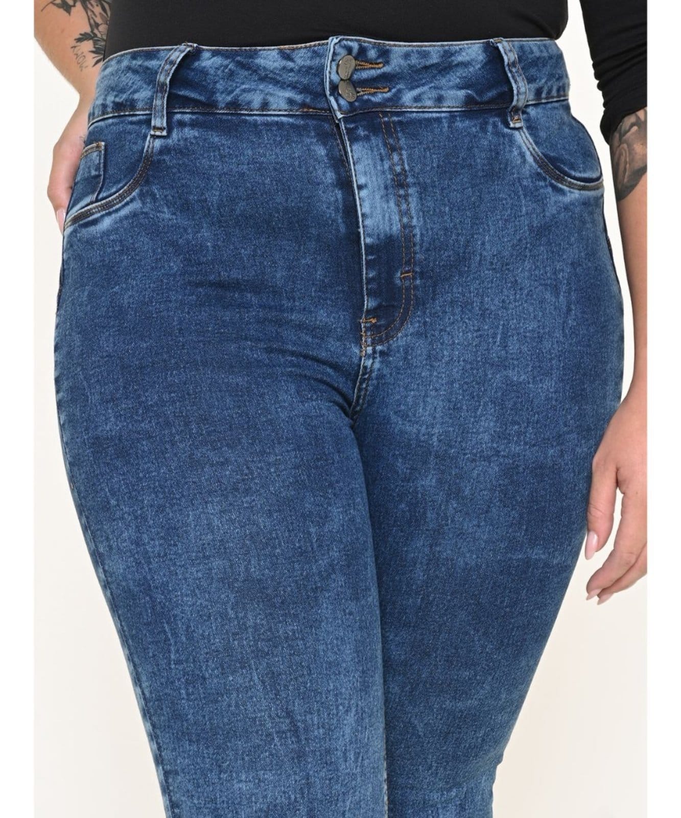 Vista 2 Calça Feminina Plus Skinny Pala Coração Cós Largo Razon Jeans jeans
