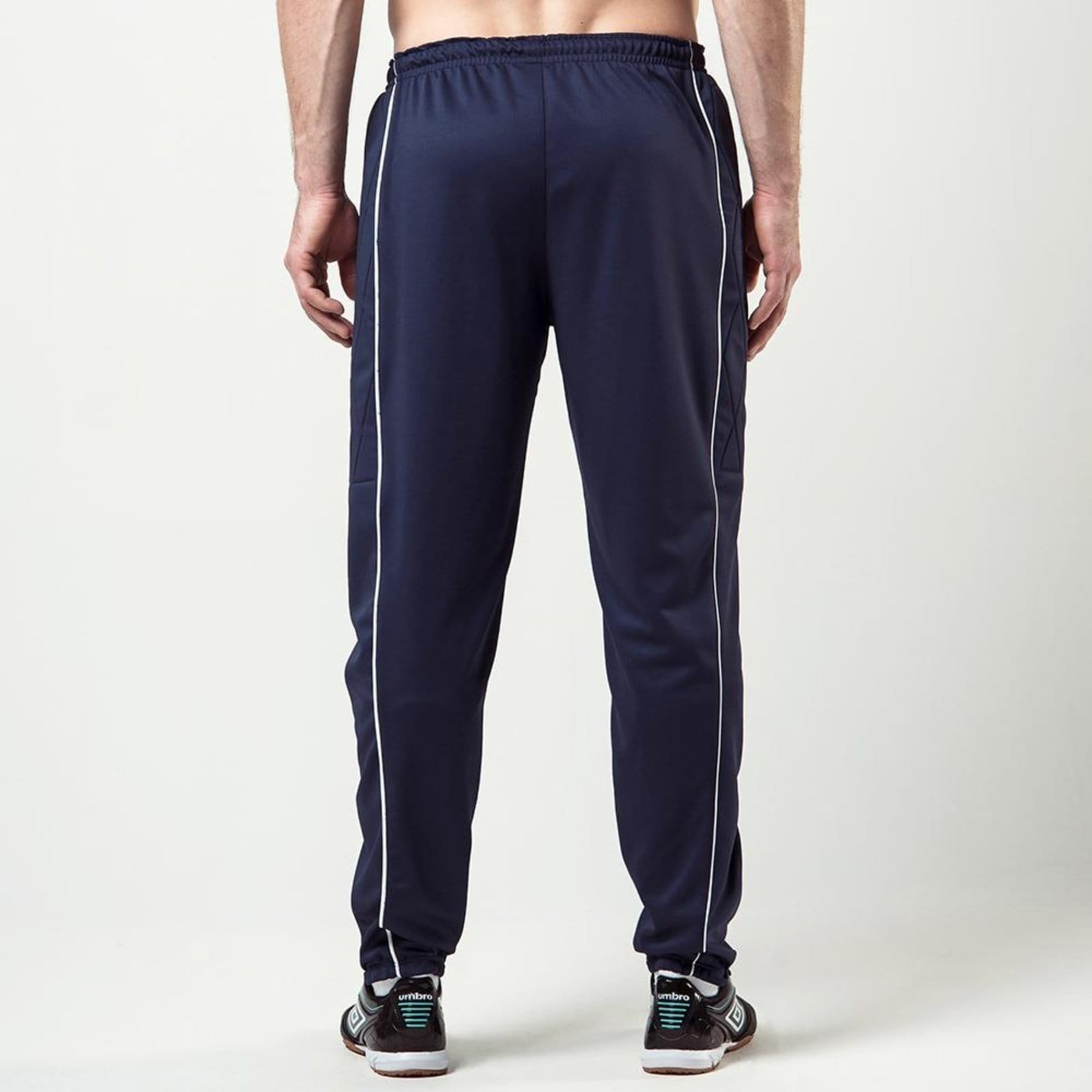 Vista 2 Umbro Calça Masculina Umbro Gol Shelter M Umbro incolor