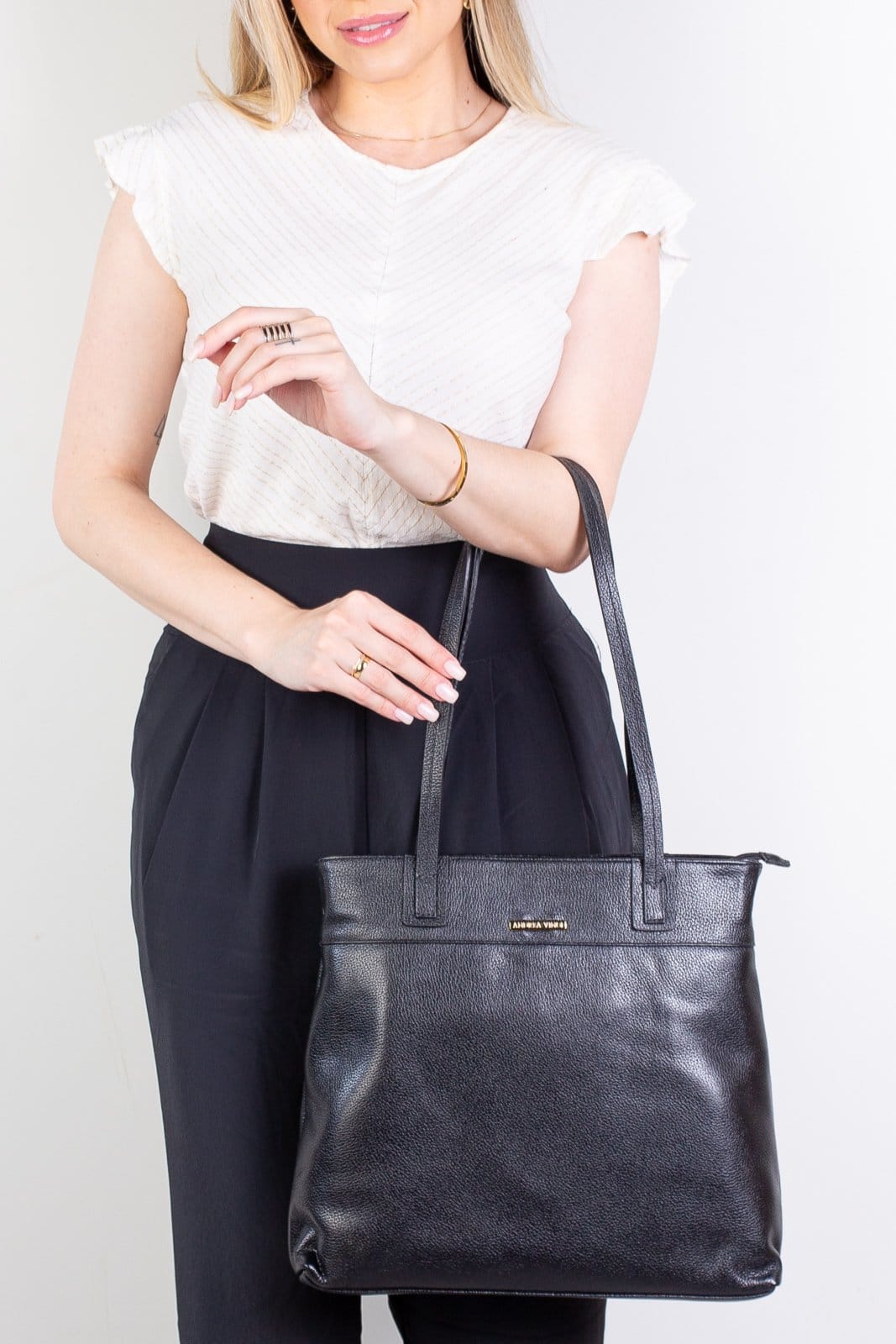 Vista 2 Bolsa Andrea Vinci De Couro Liso Abigail Andrea Vinci preto