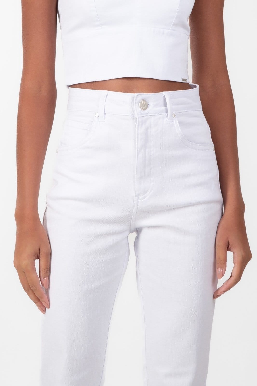 Vista 2 Calça Jeans Traymon Flare 5 Bolsos Traymon branco