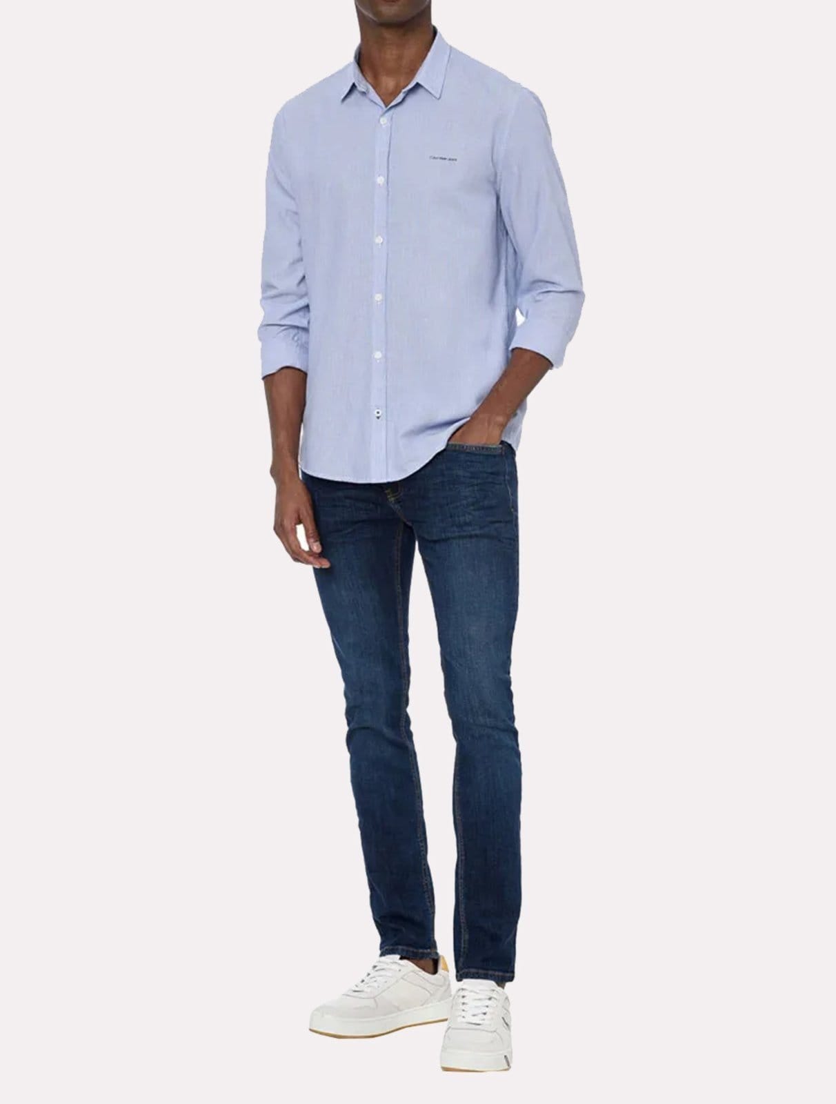 Vista 2 Camisa Calvin Klein Jeans Masculina Slim Listrada Silk Logo édio Calvin Klein azul