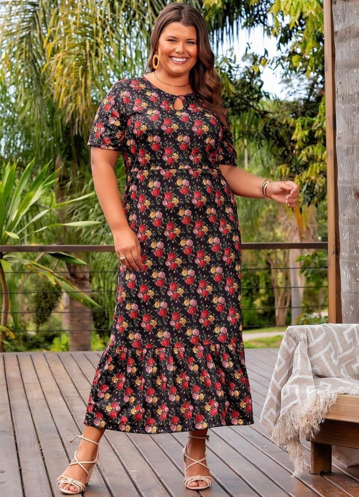 Vestido Em Jersey Acetinado Floral Rosas