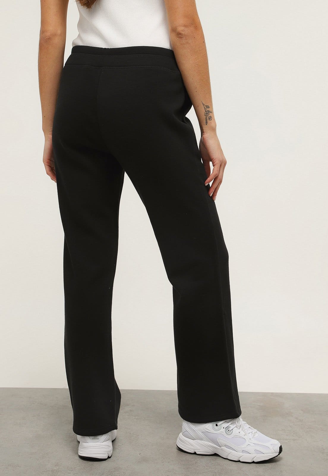 Vista 2 Calça de Moletom GAP Reta Logo Bordado Preta GAP preto