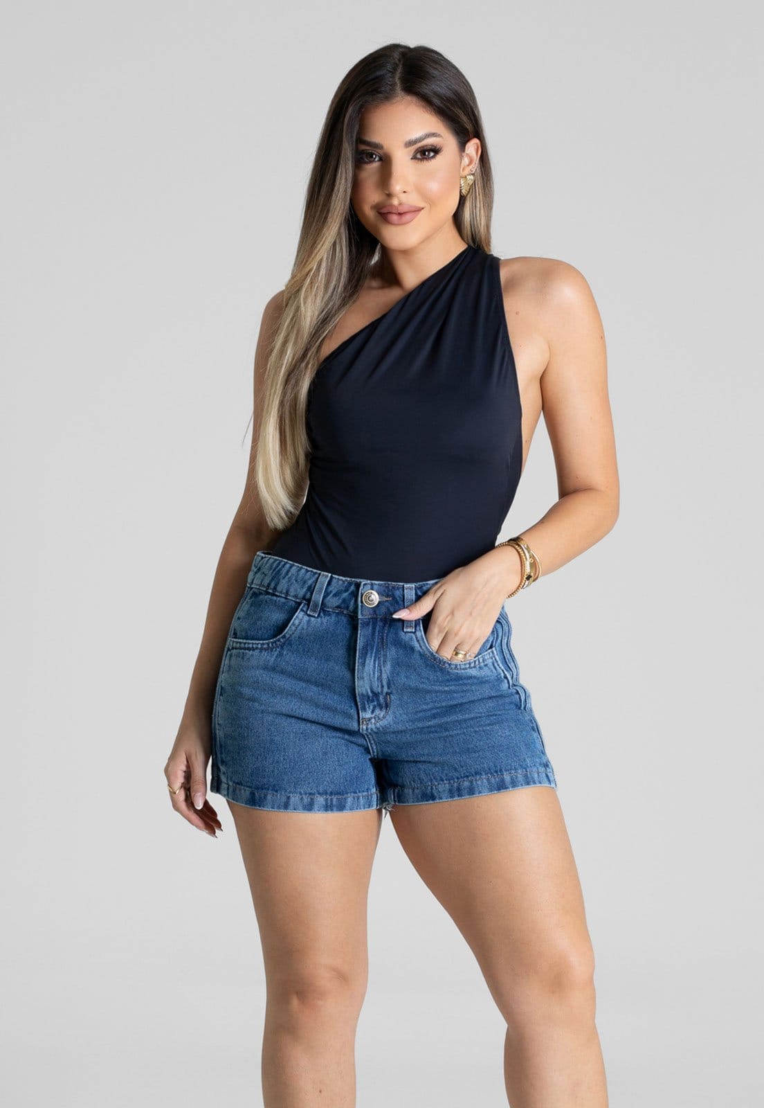 Shorts Feminino Sawary Cintura Média