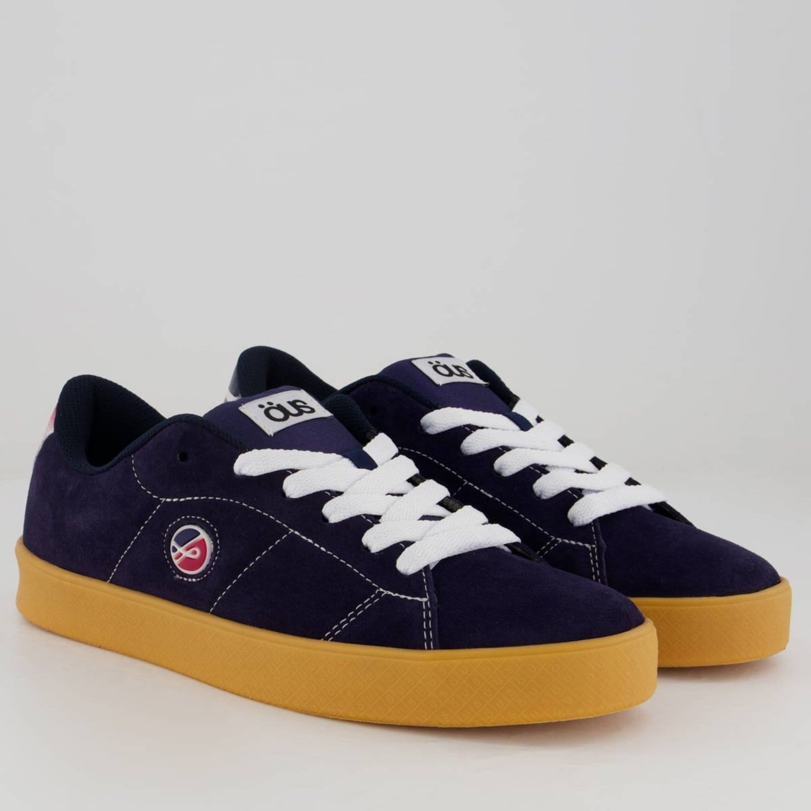 Vista 2 Tênis OUS Essencial Dots Marinho ÖUS azul marinho